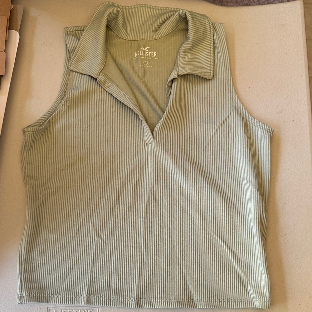 Hollister Women's Light Green Ribbed Tank Top